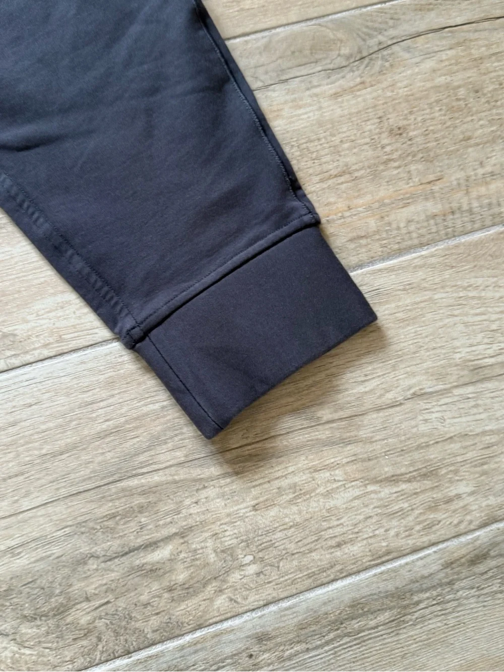 lululemon athletica men’s Charcoal Black Jogger with Drawstring